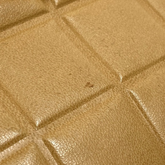 CHANEL Cream Logo Tote Bag - Picture 10 of 16